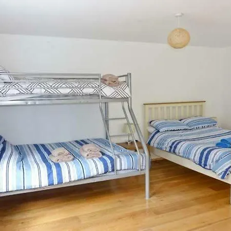 Holiday With Ocean Views Near Skellig Michael בית נופש